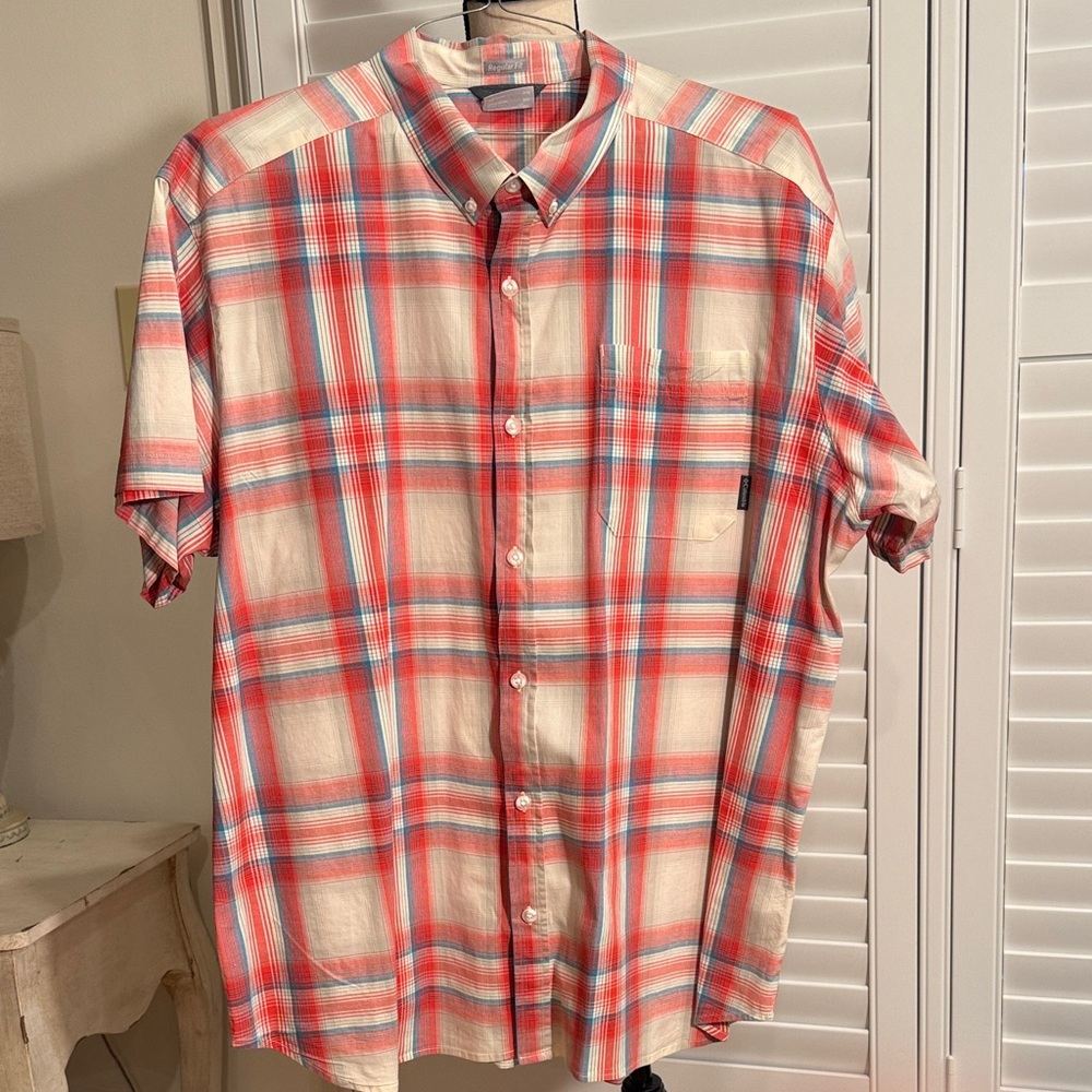 Columbia men’s Red-poppy and Blue Plaid Casual Shirt